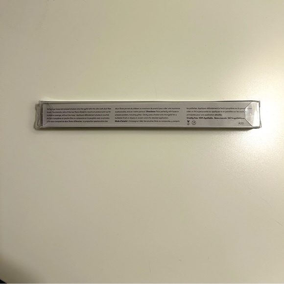 Dual Fibre Eye Brush from Quo - Picture 4 of 10